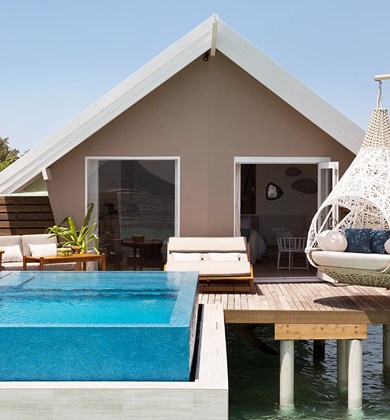 ROMANTIC POOL WATER VILLAS
