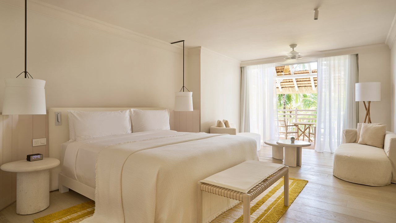 The Grand LUX* Suite