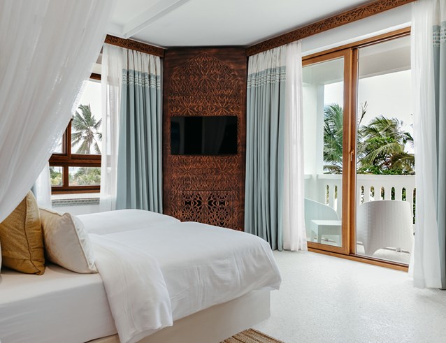 interconnecting family rooms-5