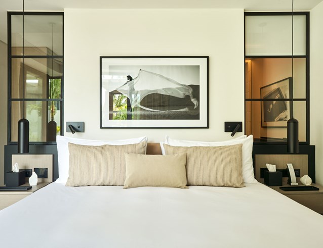 lux<bdi>*</bdi> beachfront pool villas-1