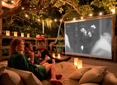 Ephemeral experiences for two
