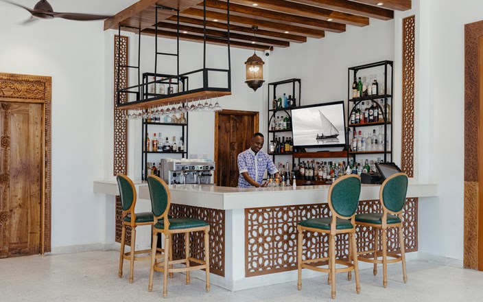 LMZ THE BAR 1