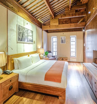 SUPERIOR ROOMS